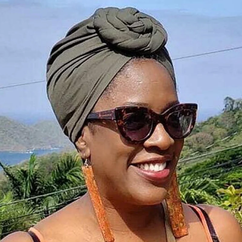  . **Pet comb to remove loose hair**Afrocessories Demin Turban