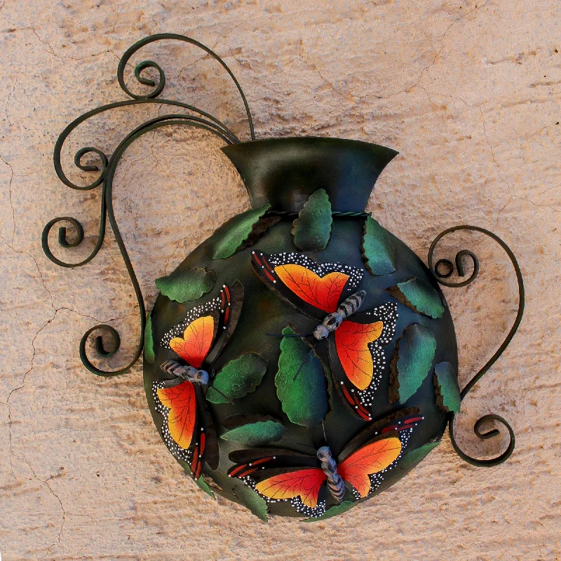  -Anti-scratch scratching board AND cat bed in oneMonarch Vase Butterfly-Themed Steel Wall Sculpture from Mexico