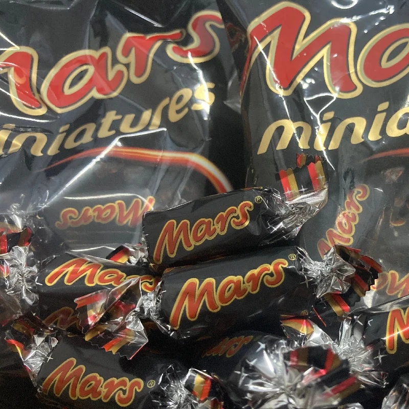 - Teething and chewing toys for puppies600g Mars Miniatures (4x150g Bags)