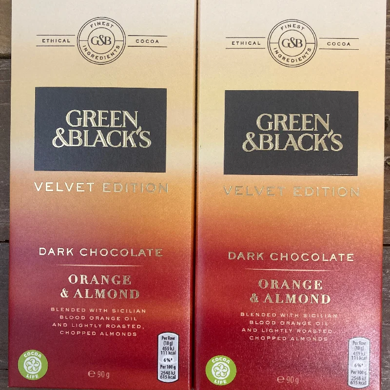 - Remote interactive pet feeder3x Green & Black's Velvet Edition Orange & Almond Bars (3x90g)