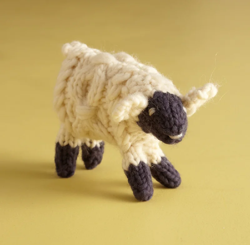 Pet ProductsCabled Sheep Pattern (Knit) - Version 1