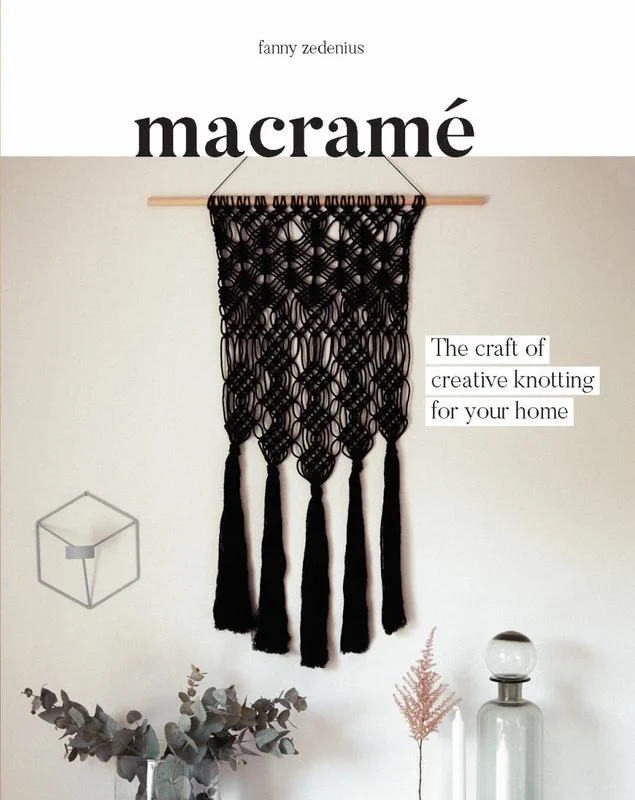 - Car dog seat beltMacrame