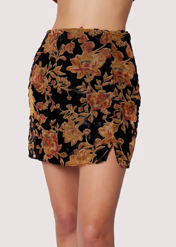 Cabin Hideaway Mini Skirt In Black Floral