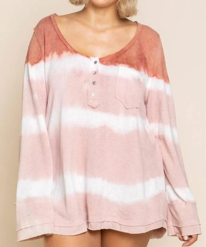 Stripe Tie Dye Plus Sweater In Wild Strawberry